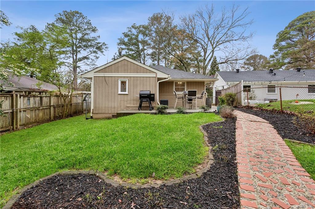 1139 Palafox Drive NE