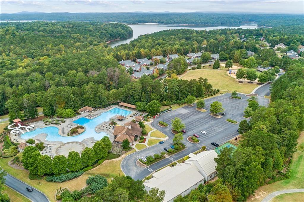 3020 Woodbridge Lane