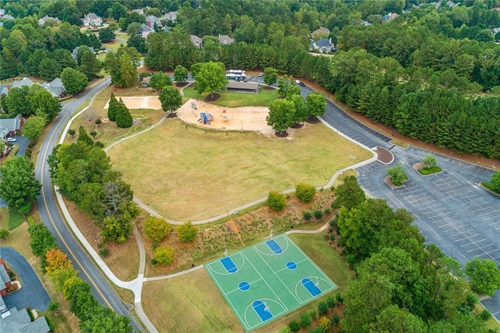 3020 Woodbridge Lane