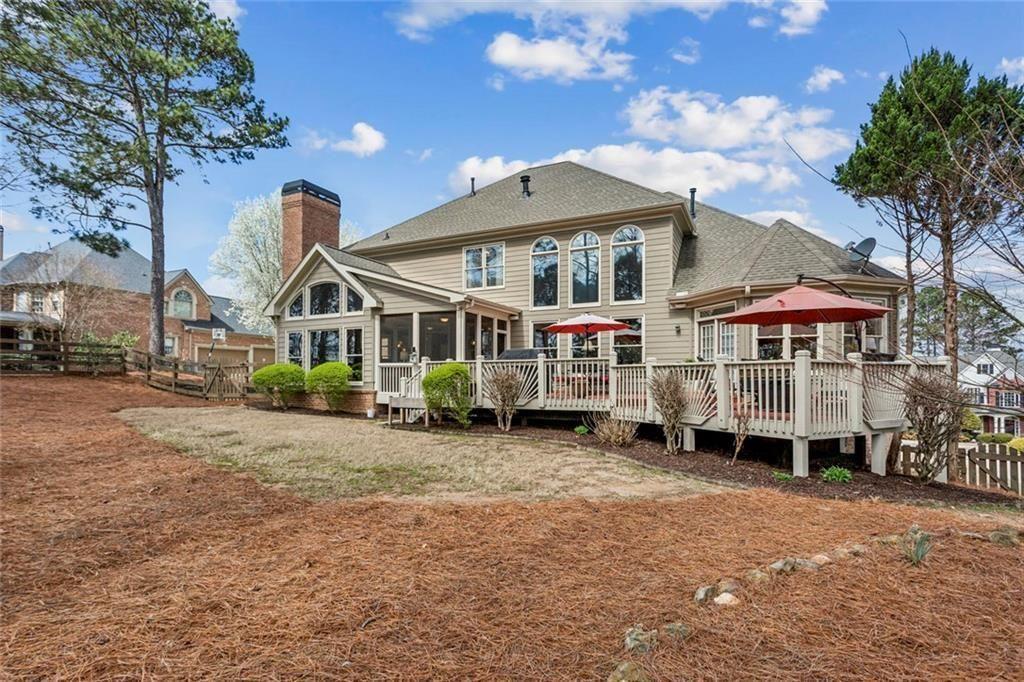 3020 Woodbridge Lane