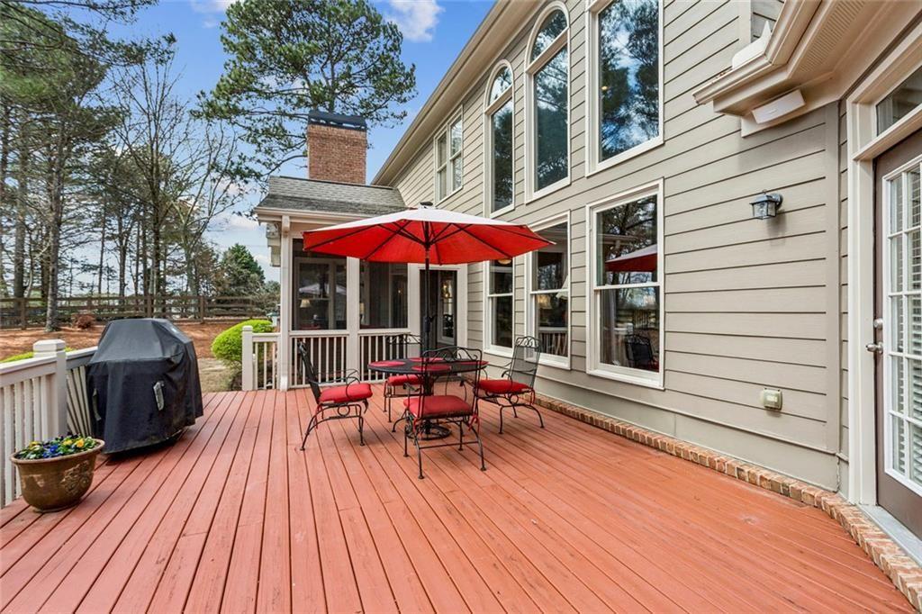 3020 Woodbridge Lane