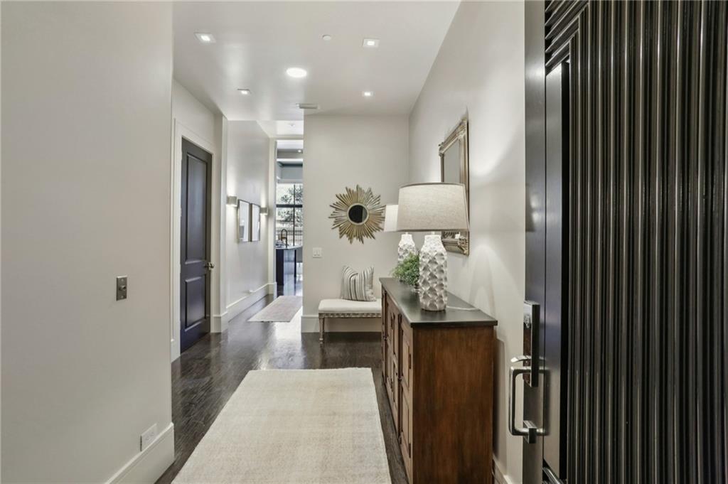 2660 Peachtree Road NW Unit 4G