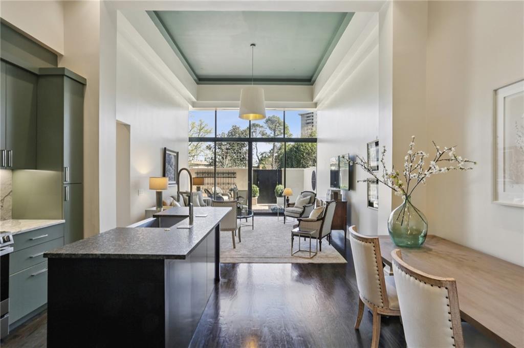 2660 Peachtree Road NW Unit 4G