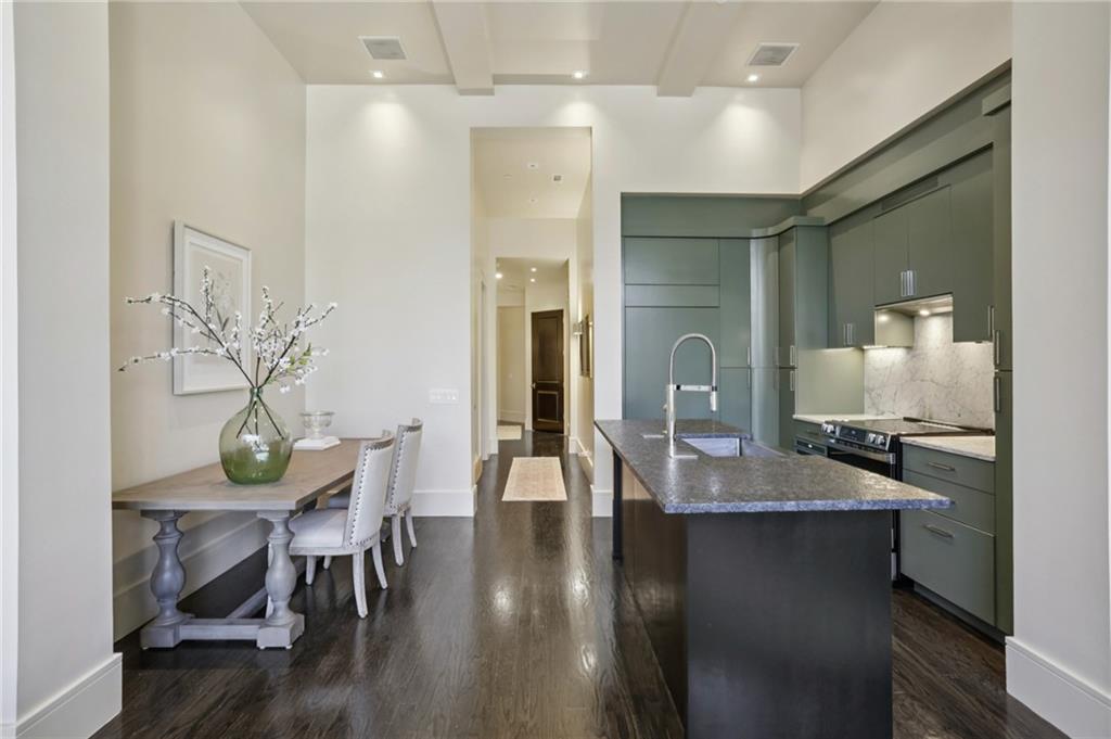 2660 Peachtree Road NW Unit 4G