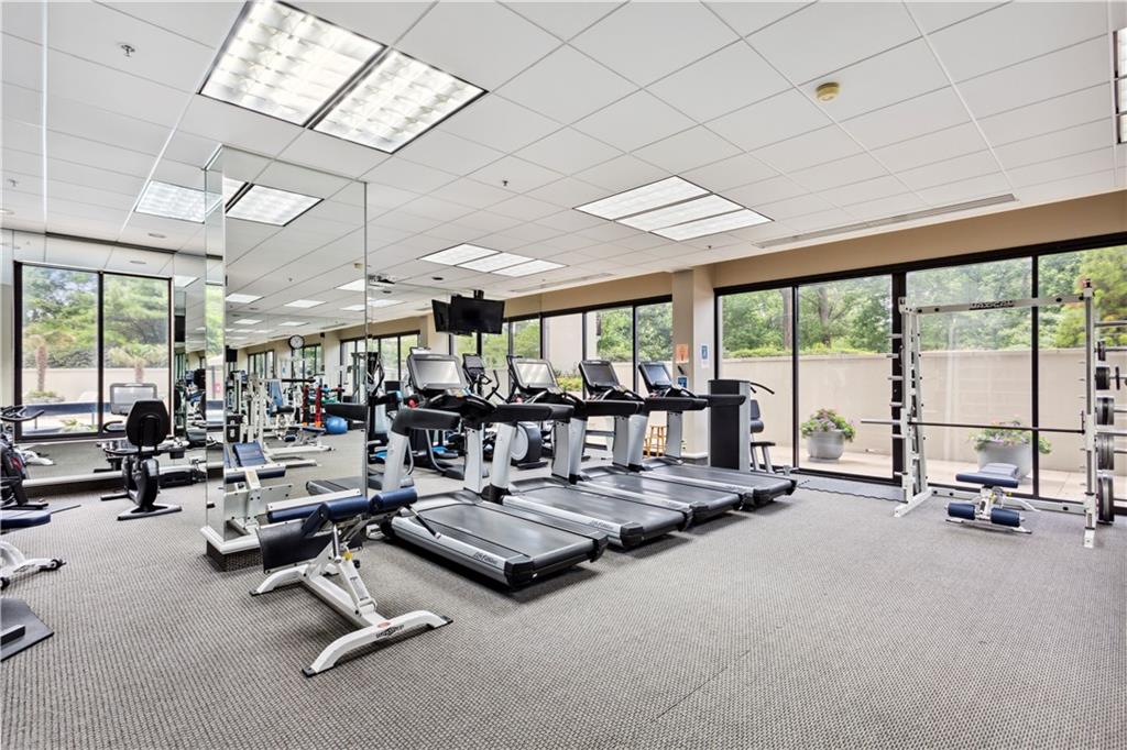 2660 Peachtree Road NW Unit 4G