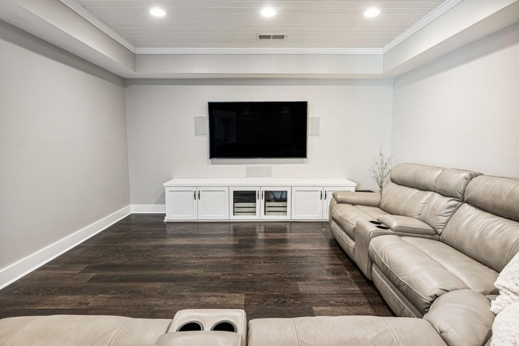 1410 Richards Circle