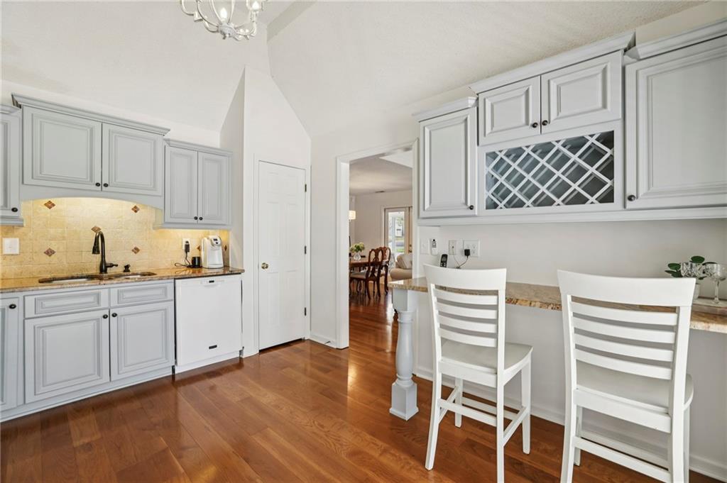 615 Roswell Green Lane