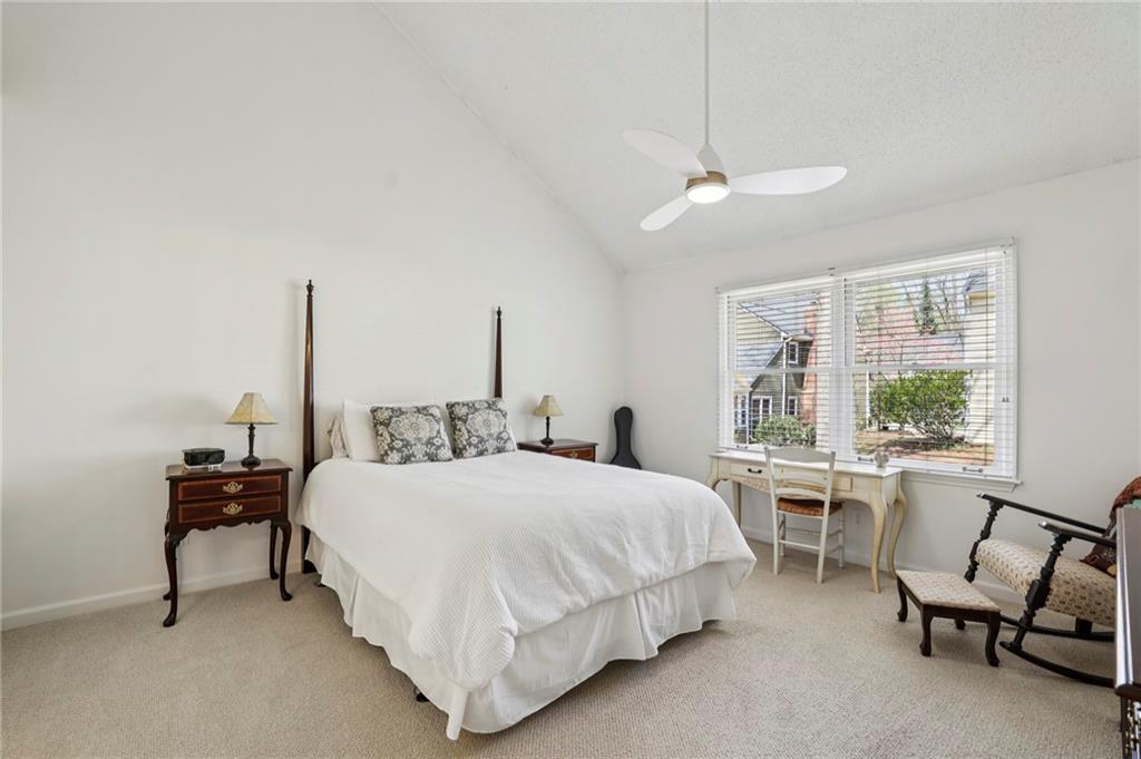 615 Roswell Green Lane