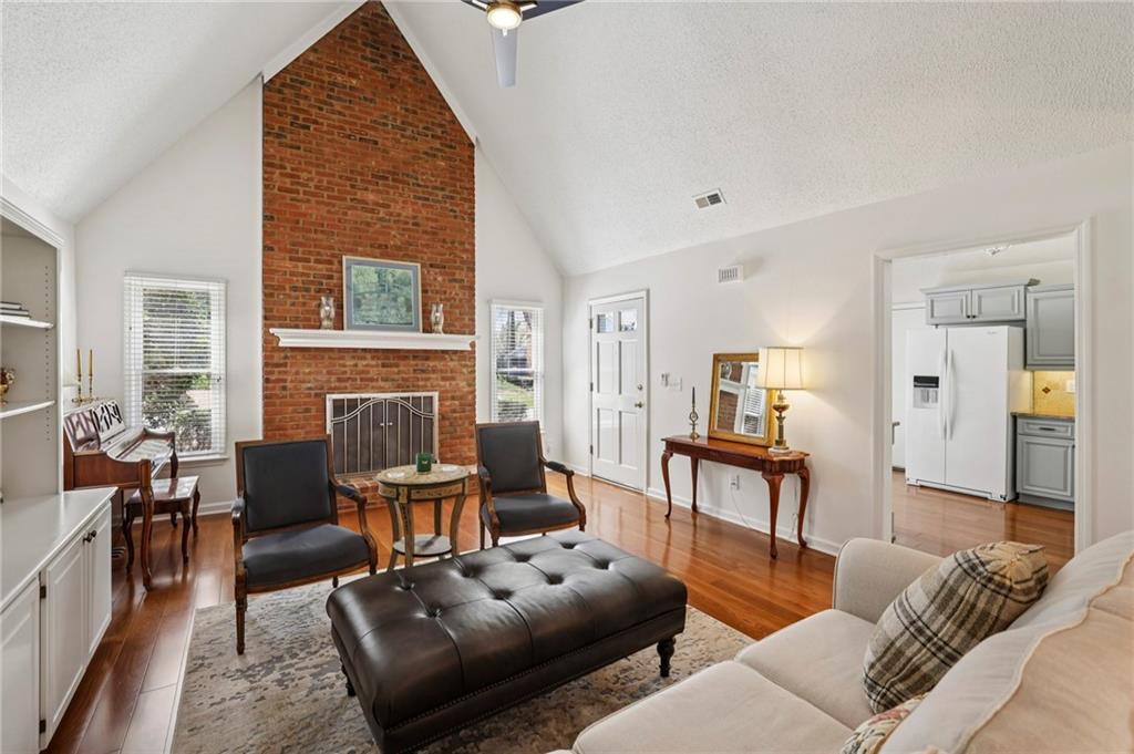 615 Roswell Green Lane