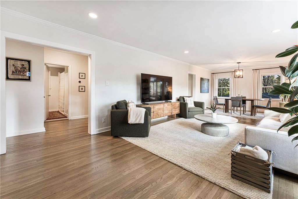 1824 Charline Avenue NE