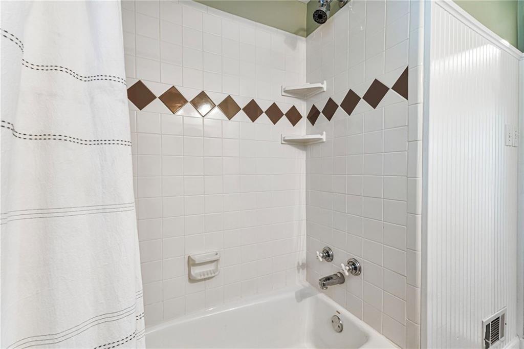 1824 Charline Avenue NE