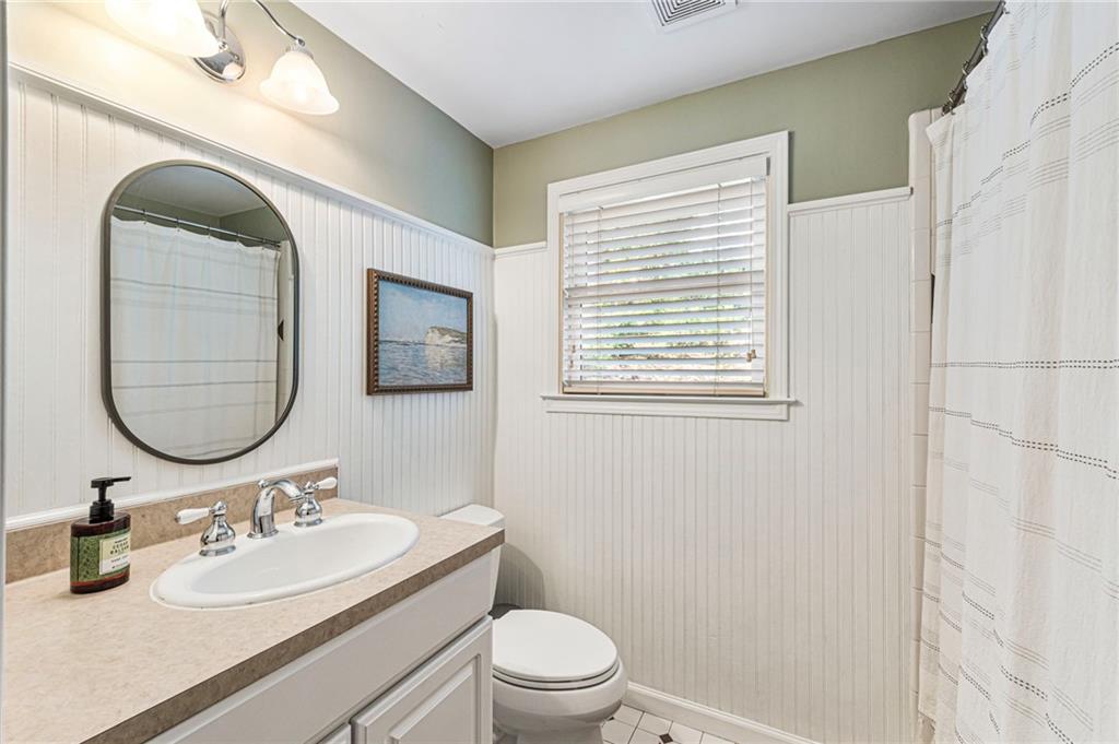 1824 Charline Avenue NE