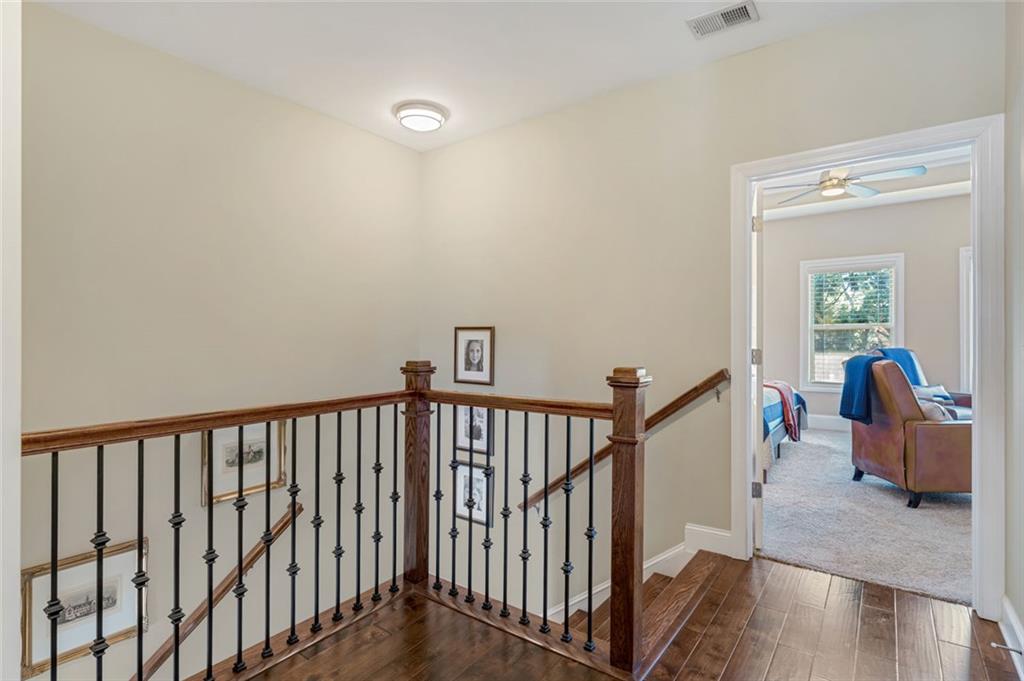 10705 Arlington Point