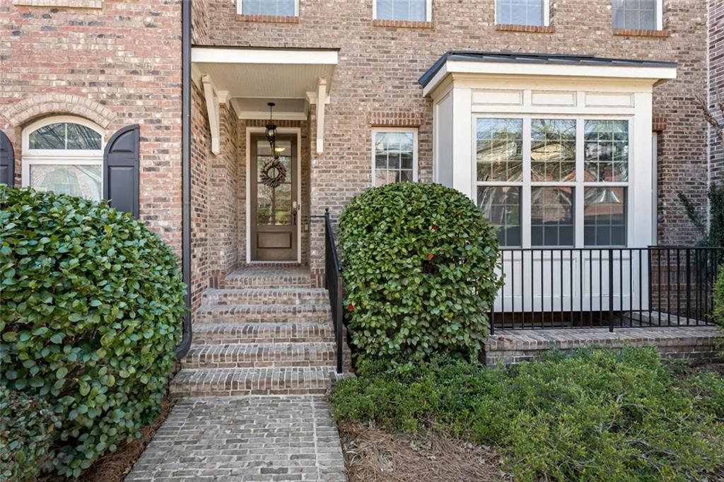 10705 Arlington Point