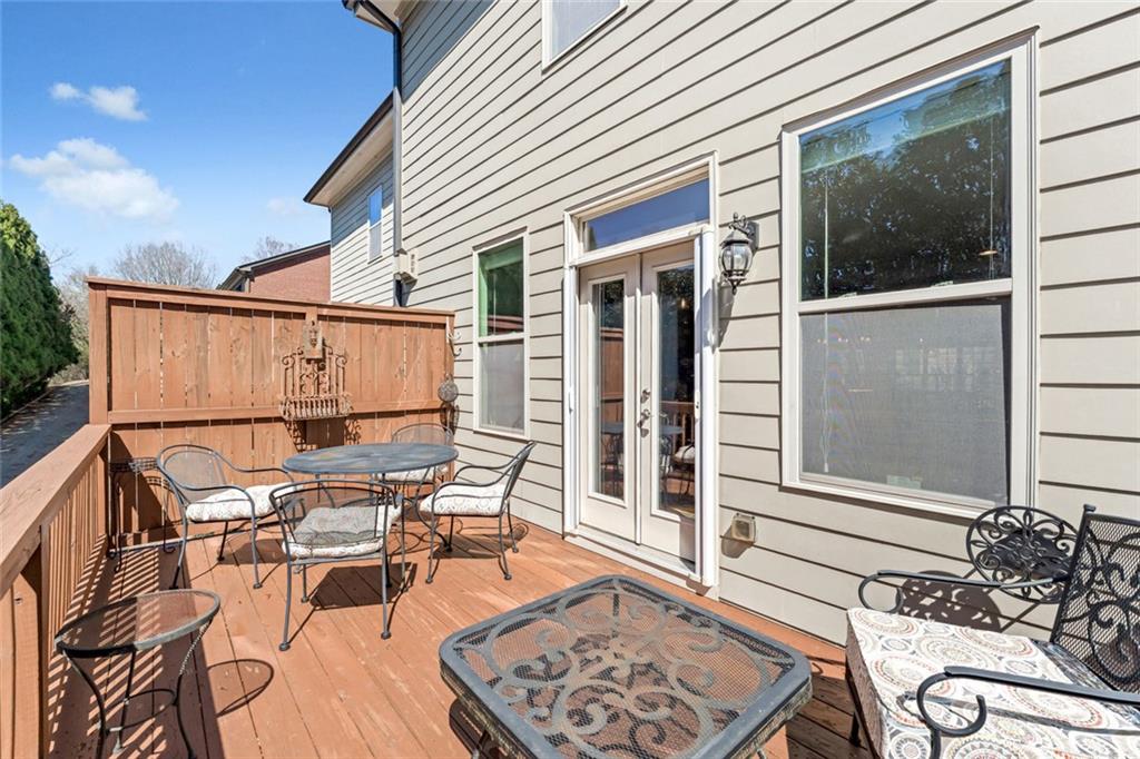 10705 Arlington Point