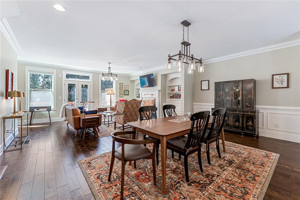 10705 Arlington Point