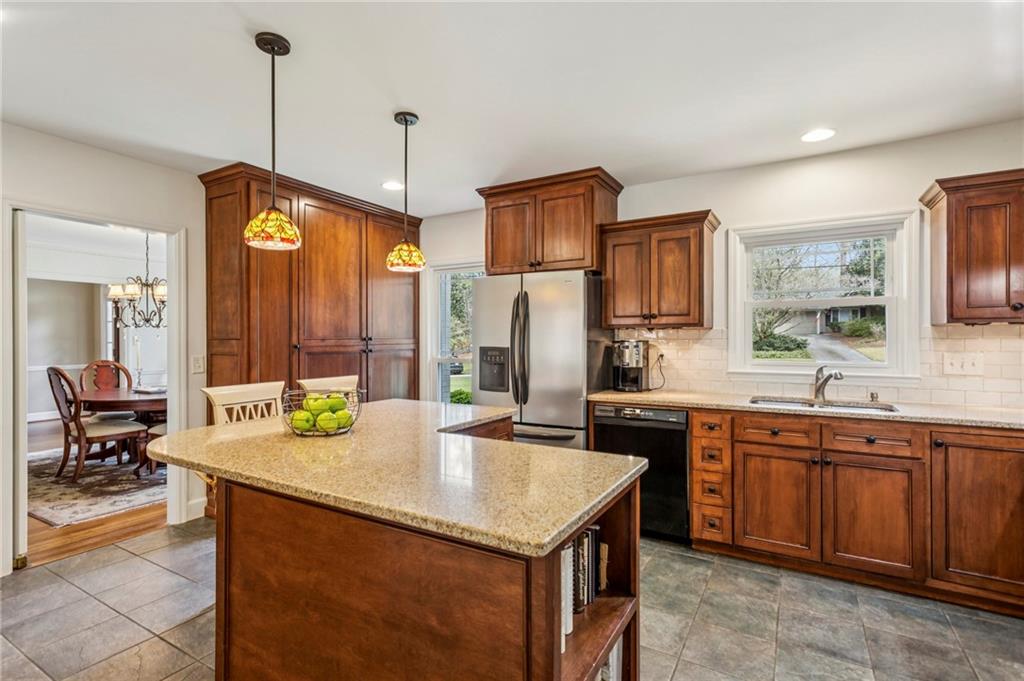 3384 Pine Meadow Road NW