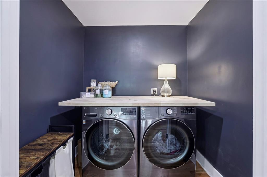 1582 Liberty Avenue SE