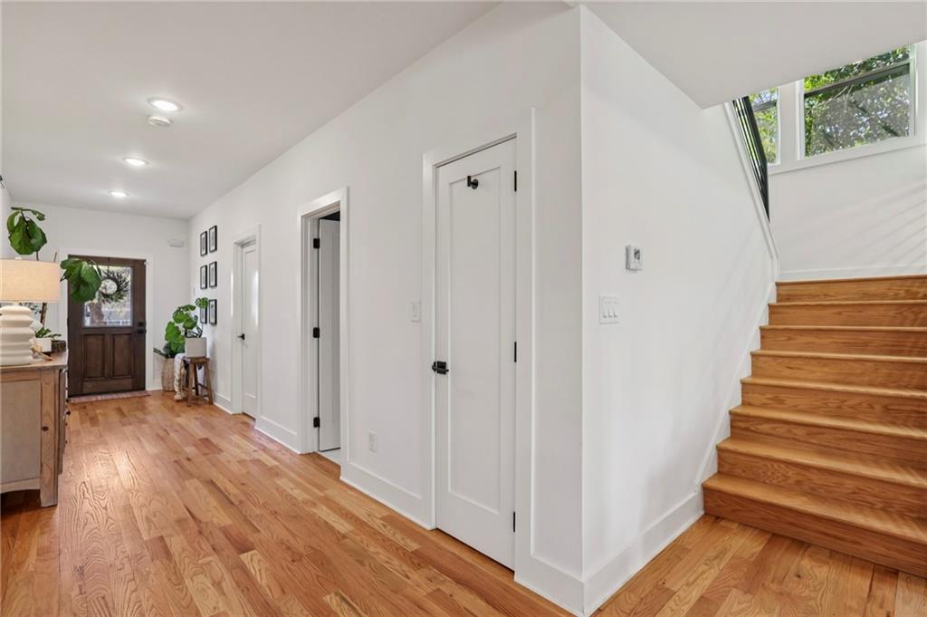 1582 Liberty Avenue SE