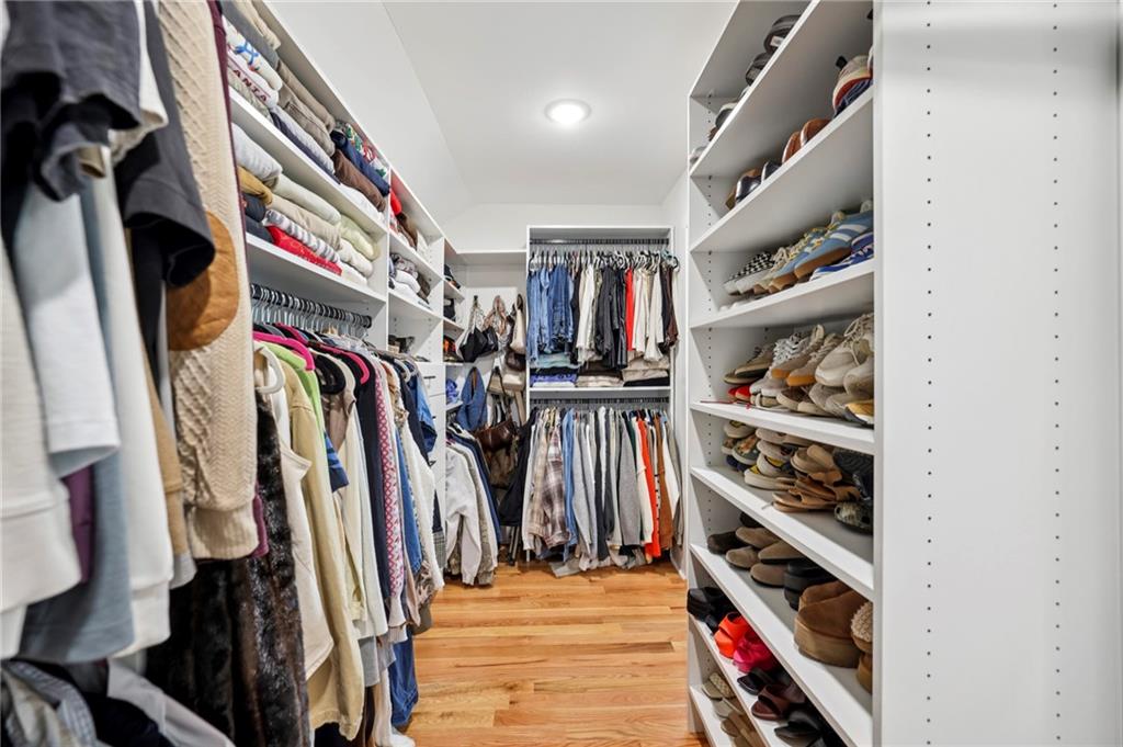 1582 Liberty Avenue SE