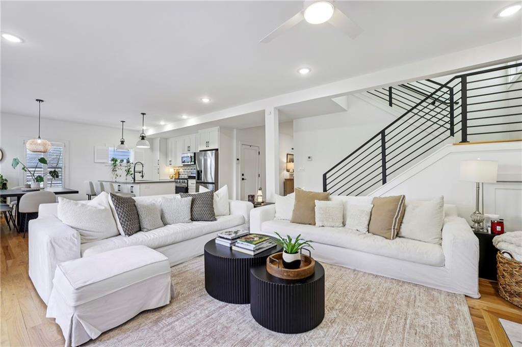 1582 Liberty Avenue SE