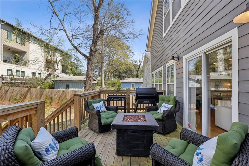 1582 Liberty Avenue SE