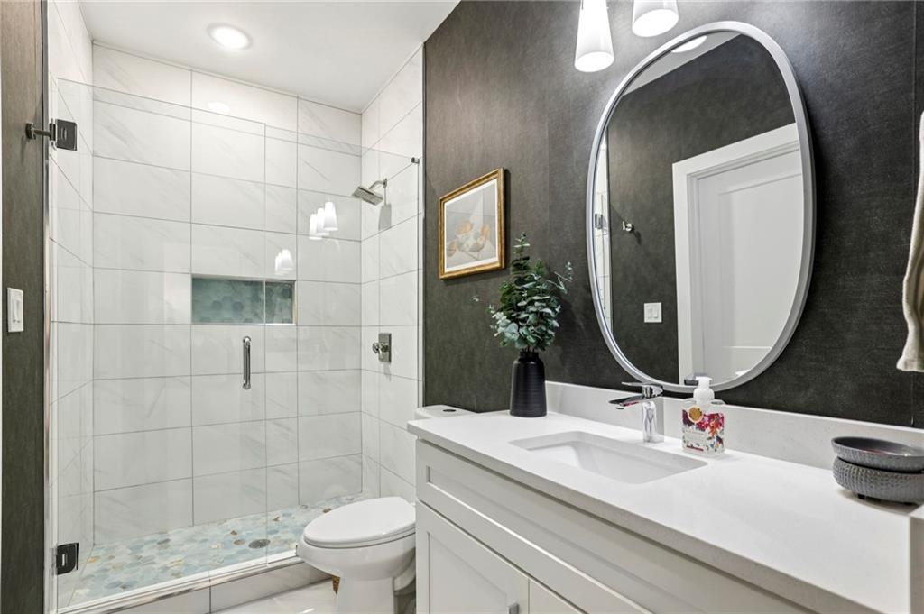 1582 Liberty Avenue SE