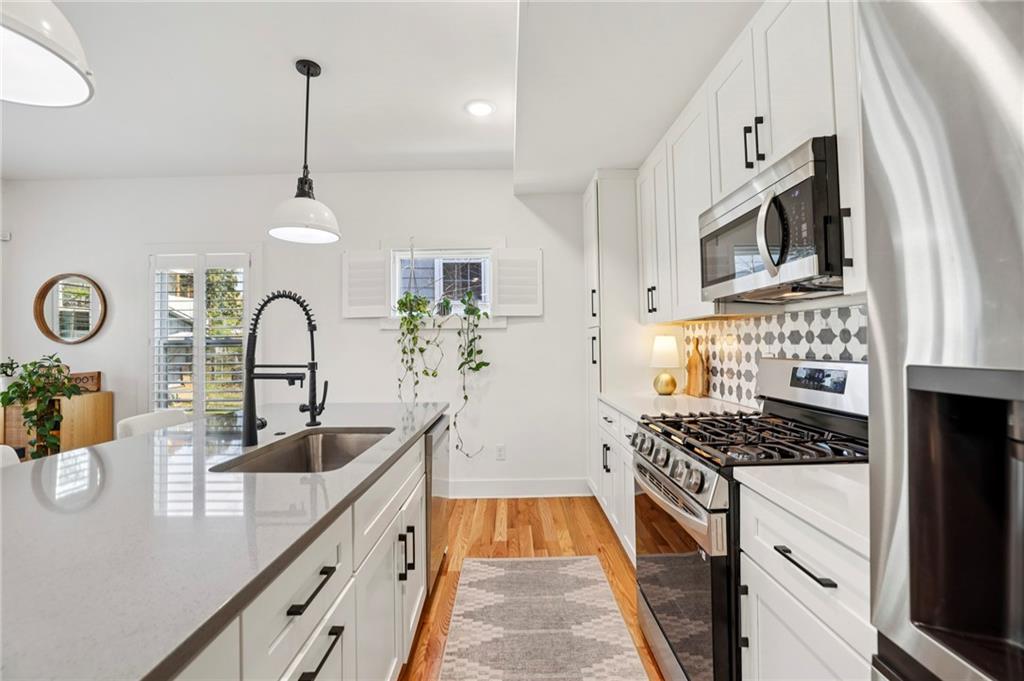 1582 Liberty Avenue SE