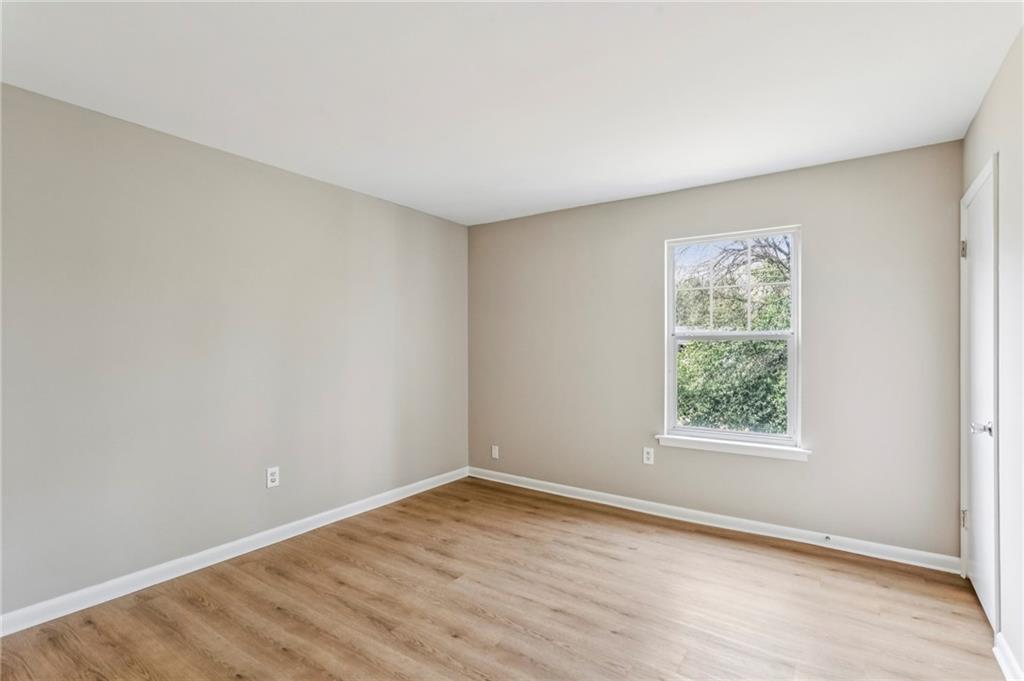 1150 Collier Road NW Unit J11