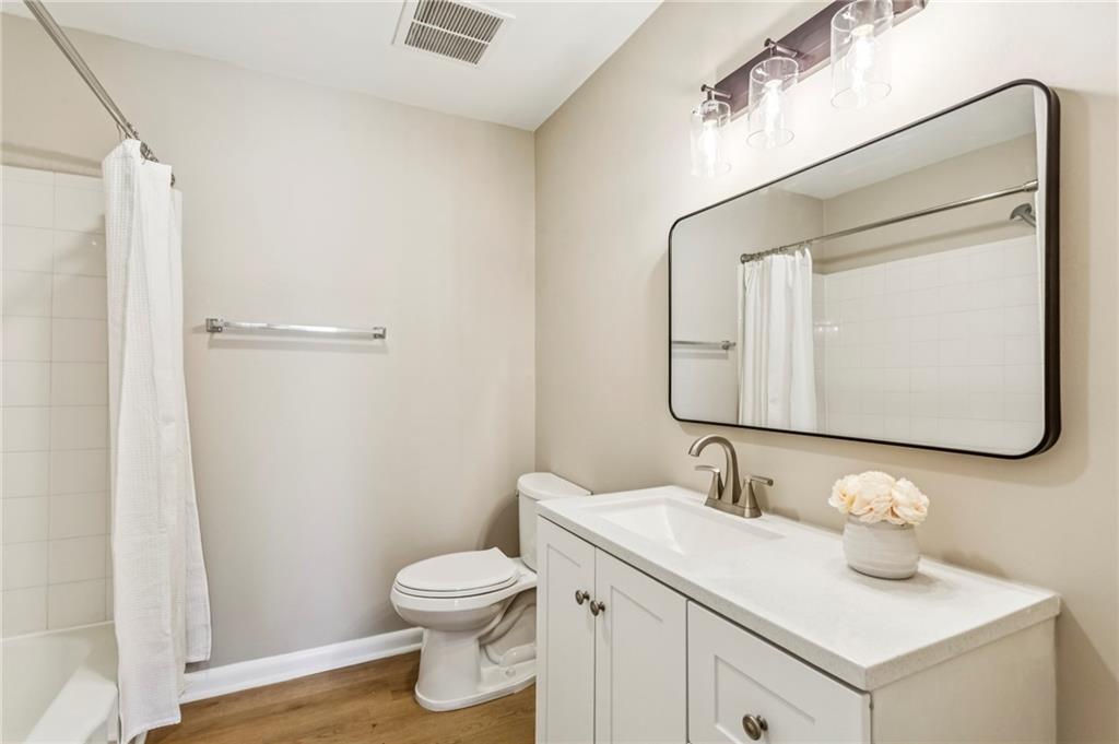 1150 Collier Road NW Unit J11