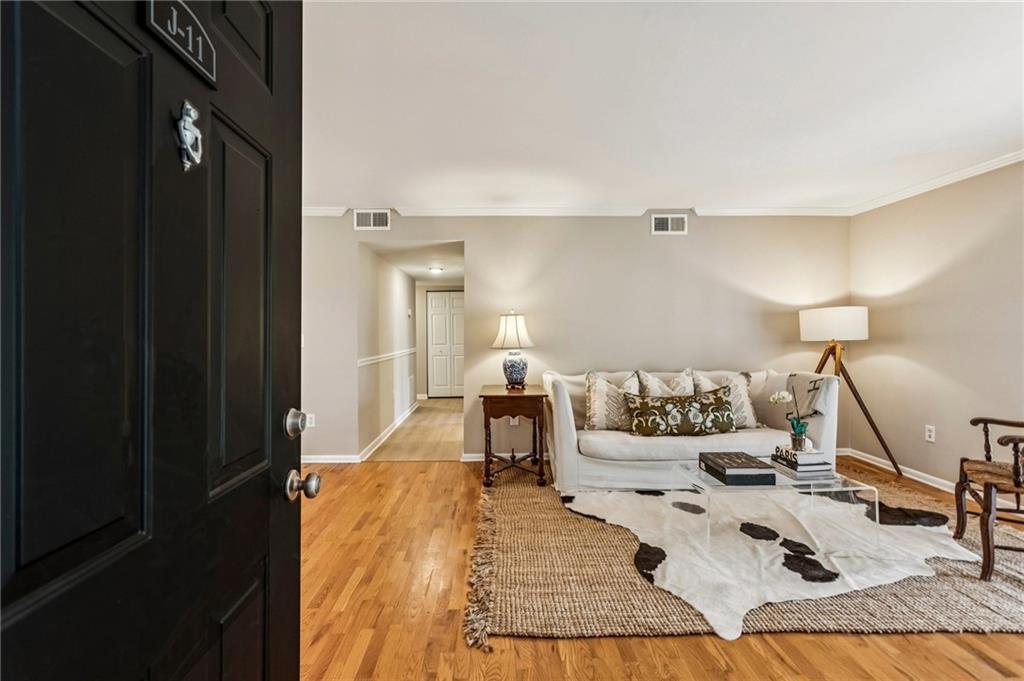 1150 Collier Road NW Unit J11