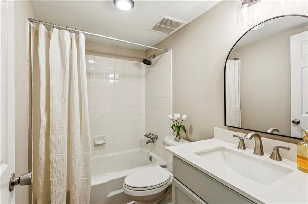 1150 Collier Road NW Unit J11