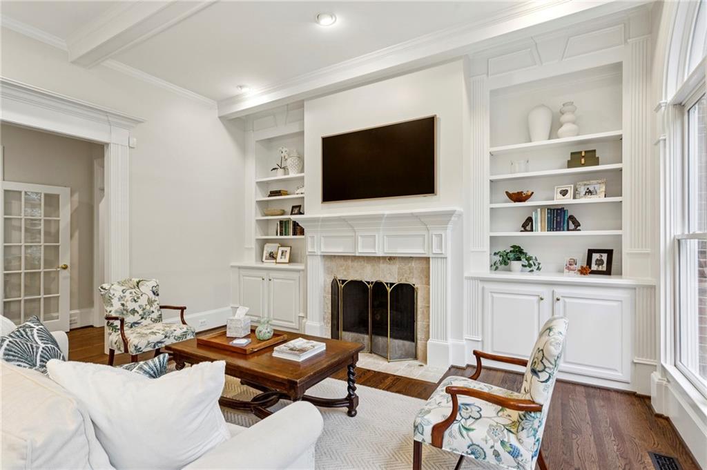 4833 Rivercliff Drive SE