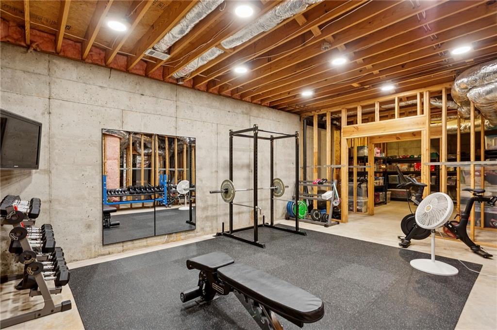 4833 Rivercliff Drive SE