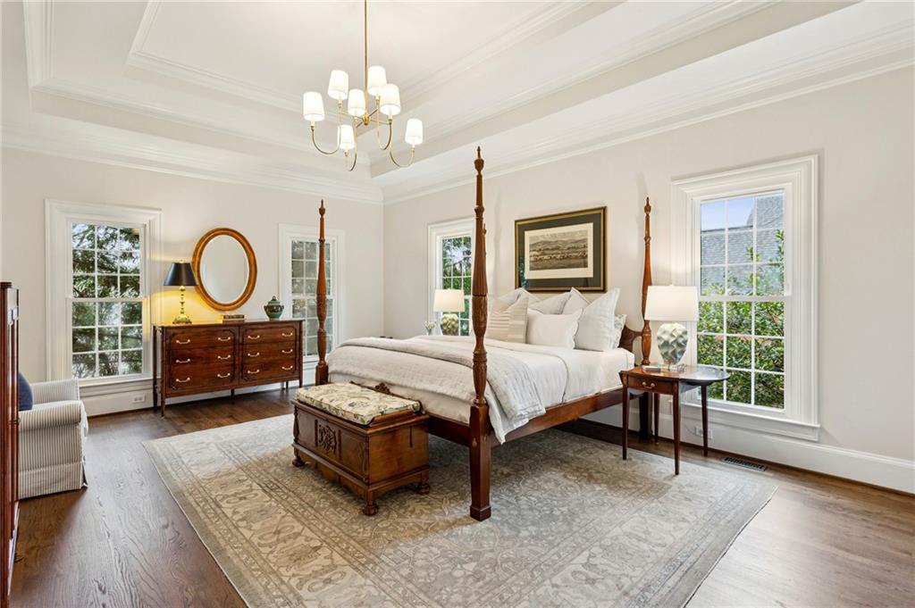 4833 Rivercliff Drive SE