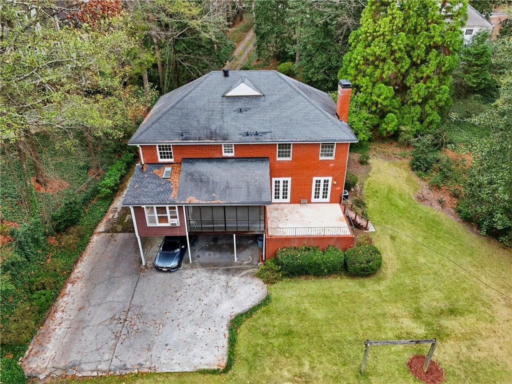 956 W Wesley Road NW