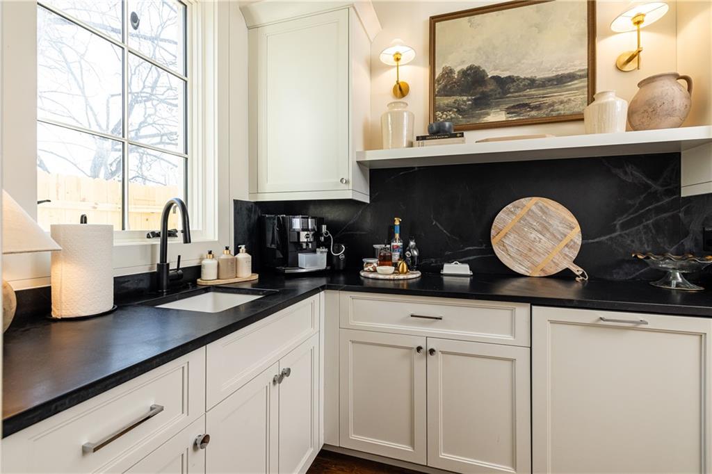 4580 Peachtree Dunwoody Road