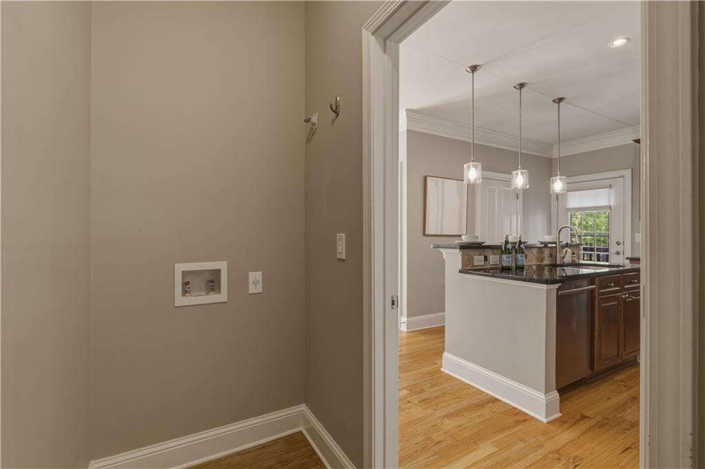 1279 Ashford Creek Park
