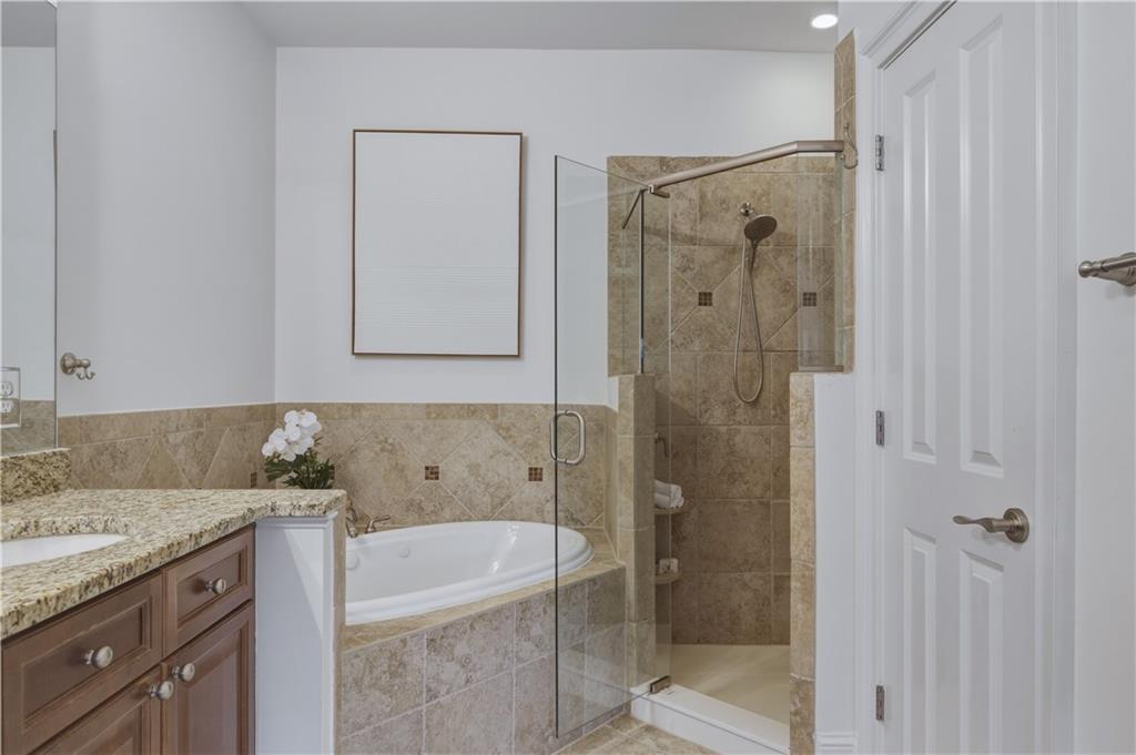 1279 Ashford Creek Park
