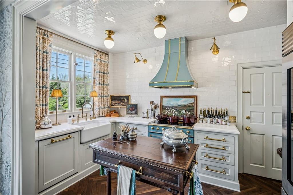 31 Muscogee Avenue NW Unit 6