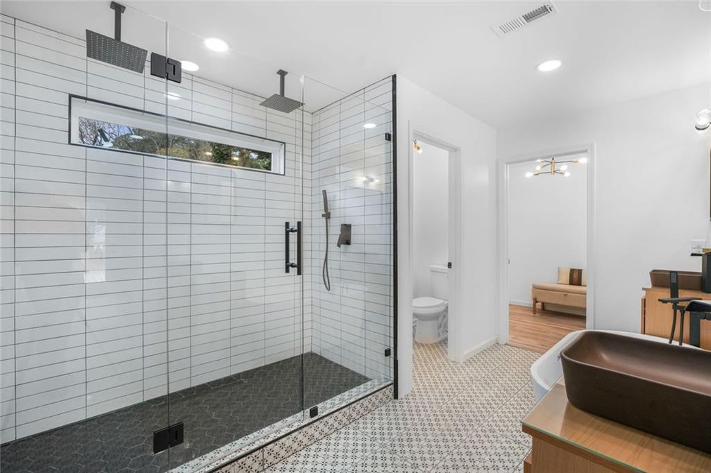 1705 Beechwood SW