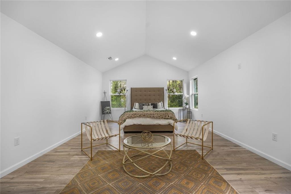 1705 Beechwood SW