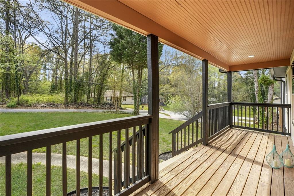 1705 Beechwood SW