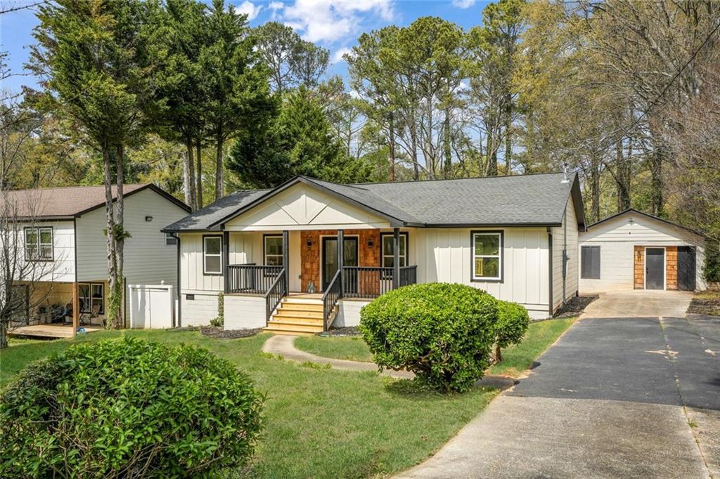 1705 Beechwood SW