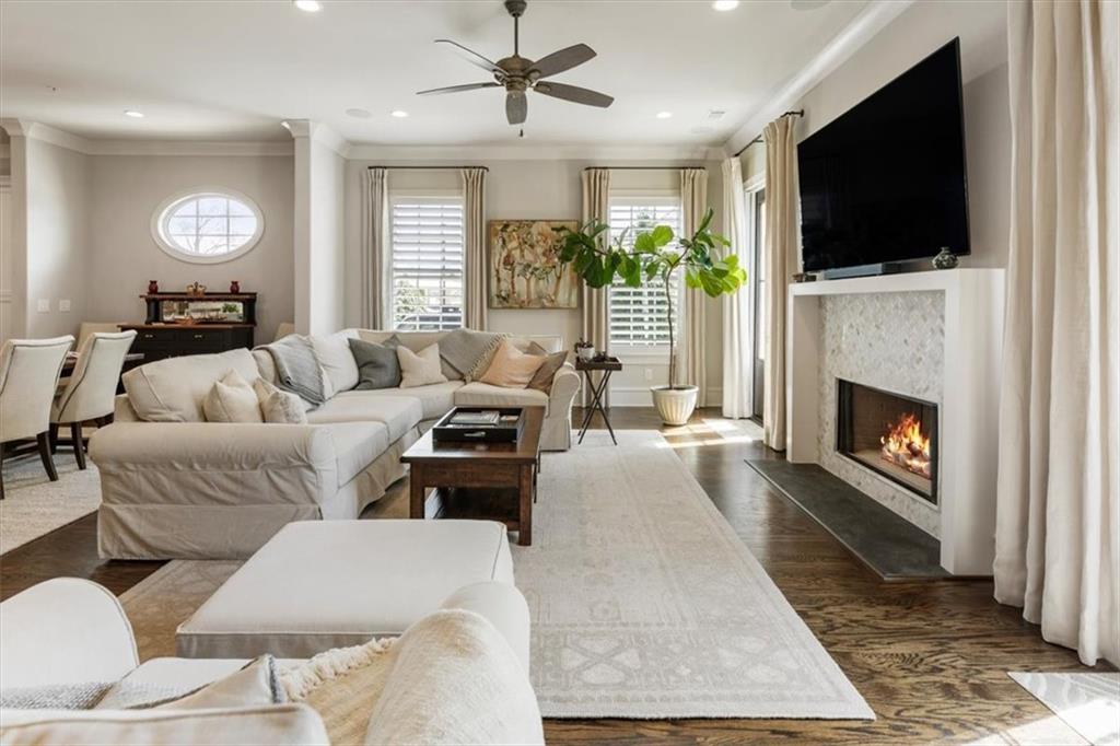 128 Grand Crescent