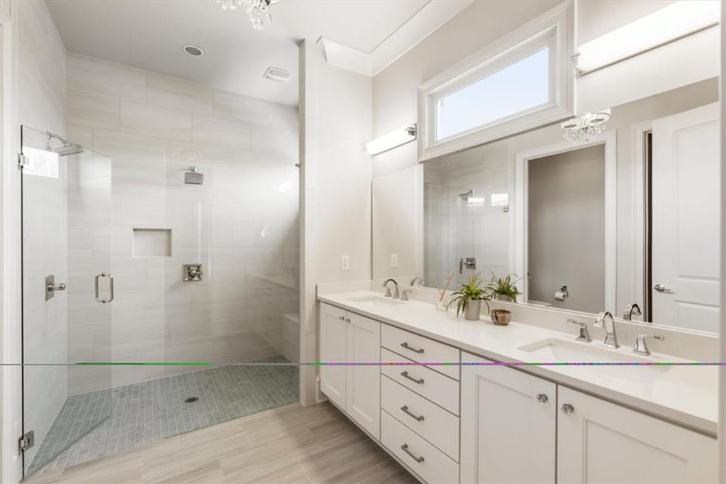 128 Grand Crescent