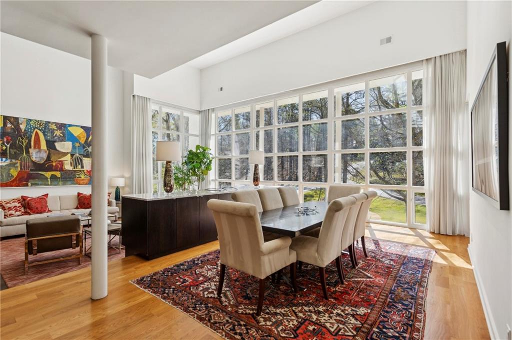 4406 N Elizabeth Lane SE