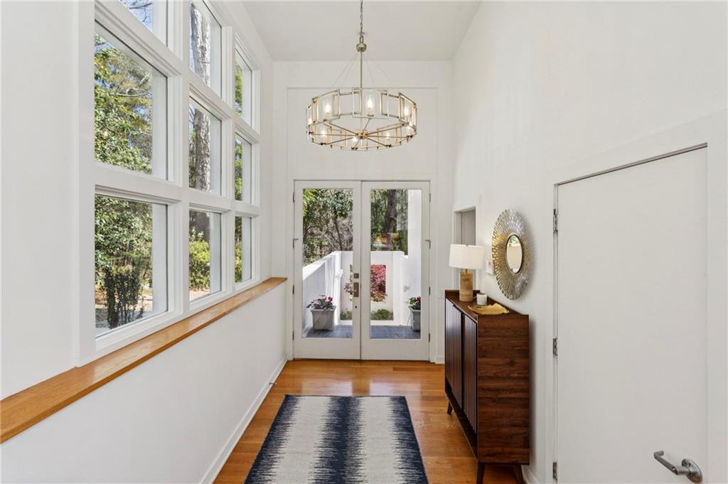 4406 N Elizabeth Lane SE