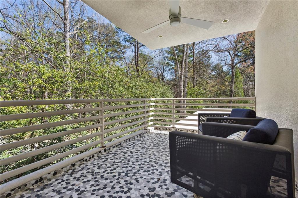 4406 N Elizabeth Lane SE