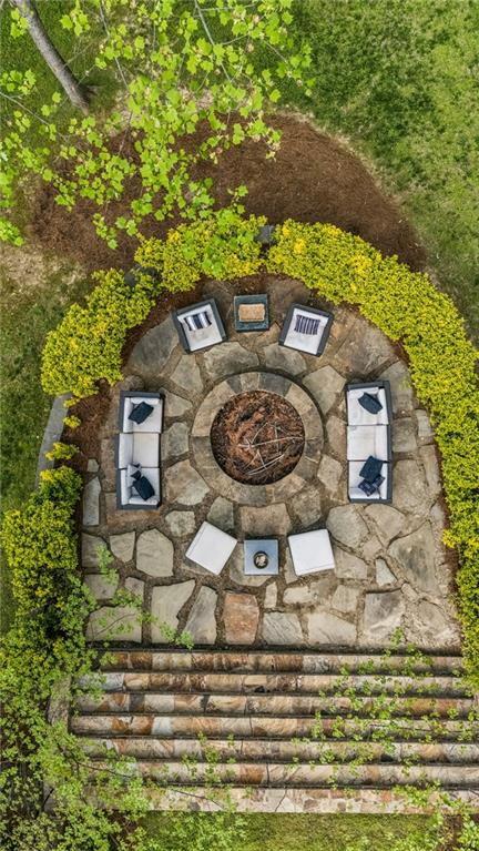 2960 Castlewood Drive NW